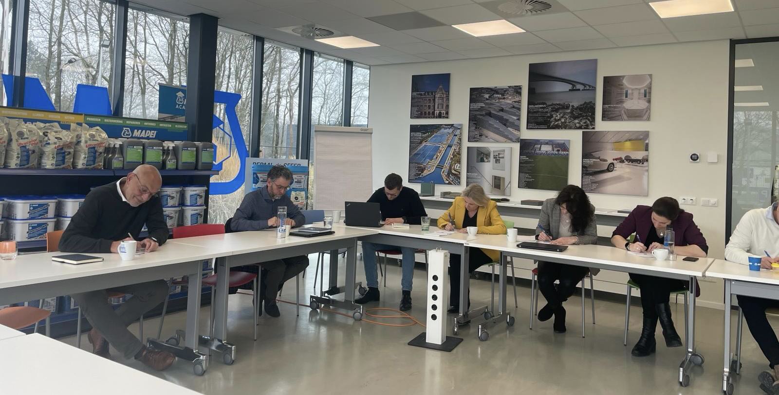 Werksessie tijdens het positioneringstraject bij Mapei Nederland